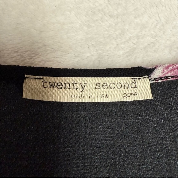 Twenty second size small twist front Floral Black Blouse with Pink Accents - Picture 3 of 7